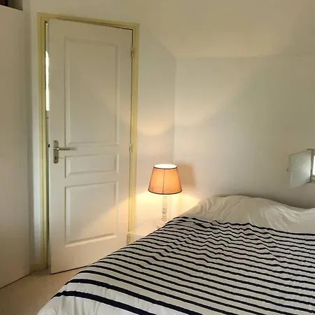 Maison D'Architecte Face A La Mer * 圣瓦斯特－拉乌格