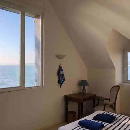 Maison D'Architecte Face A La Mer 度假居