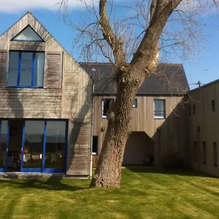 度假居 Maison D'Architecte Face A La Mer *
